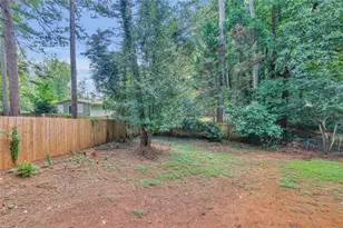 424 Sherwood Dr, Woodstock, GA 30188 - Photo 26