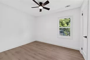227 Upshaw St SW, Atlanta, GA 30315 - Photo 24
