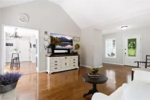 4575 Summerset Dr, Gainesville, GA 30507 - Photo 12
