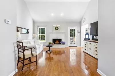 4575 Summerset Drive, Gainesville, GA 30507 - Photo 6