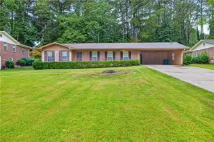 513 Midland Park Dr, Stone Mountain, GA 30087 - Photo 1