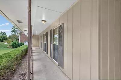 513 Midland Park Drive, Stone Mountain, GA 30087 - Photo 2