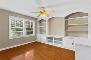 3722 Southgate Dr SW, Lilburn, GA 30047 - Photo 32