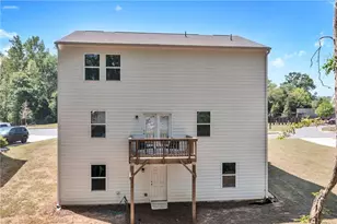 289 Pond Ct, Hoschton, GA 30548 - Photo 32