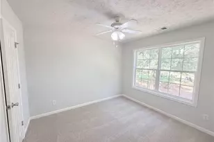 1396 Bramlett Forest Ct, Lawrenceville, GA 30045 - Photo 14