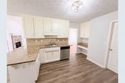 1396 Bramlett Forest Court, Lawrenceville, GA 30045 - Photo 2