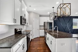 1553 Spring Hollow Way, Stone Mountain, GA 30083 - Photo 4