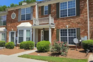 2846 Parkway Close, Lithonia, GA 30058 - Photo 2