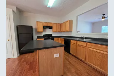 2846 Parkway Close, Lithonia, GA 30058 - Photo 8