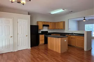 2846 Parkway Close, Lithonia, GA 30058 - Photo 10