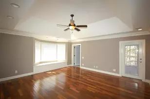 105 View Hill Ct, Sandy Springs, GA 30350 - Photo 6