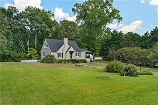 139 Myrtle St, Toccoa, GA 30577 - Photo 1