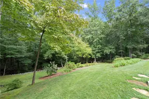 3612 Candlewood Way NE, Marietta, GA 30066 - Photo 8