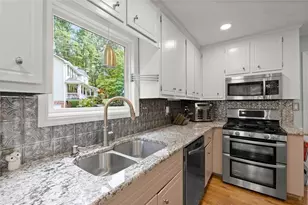 3612 Candlewood Way NE, Marietta, GA 30066 - Photo 2