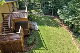 113 Jamestown Ct SW, Lilburn, GA 30047 - Photo 34