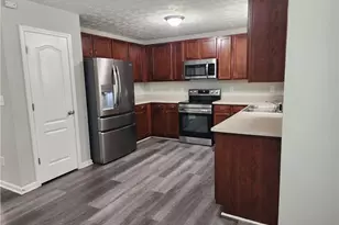 2382 Temple View Dr, Snellville, GA 30078 - Photo 6