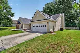 1142 Autumn Glen Way, Dacula, GA 30019 - Photo 6