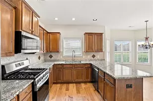 9065 Blue Willow Ct, Gainesville, GA 30506 - Photo 10