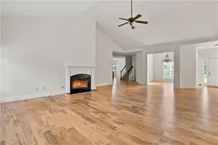 9065 Blue Willow Ct, Gainesville, GA 30506 - Photo 8