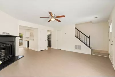 5716 Wells Circle, Stone Mountain, GA 30087 - Photo 4