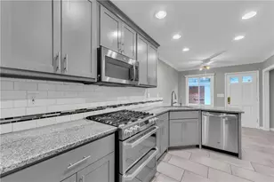 1493 Ashford Pl NE, Atlanta, GA 30319 - Photo 10