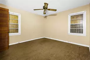 449 Hamilton E Holmes Dr, Atlanta, GA 30318 - Photo 6