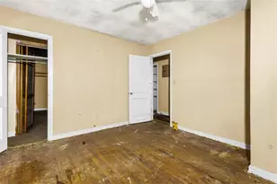 449 Hamilton E Holmes Dr, Atlanta, GA 30318 - Photo 8