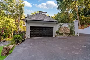 3946 Paces Ferry Rd NW, Atlanta, GA 30327 - Photo 50