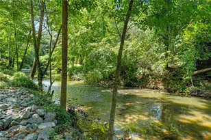 460 Valley Green Dr NE, Atlanta, GA 30342 - Photo 52