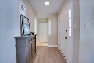 51 Tracy Ln, Marietta, GA 30062 - Photo 4