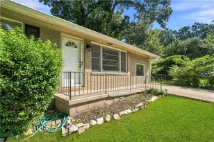 2600 Farn Dr, Ellenwood, GA 30294 - Photo 2