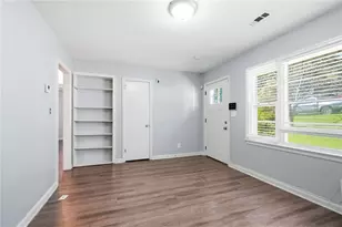 713 Melrose Dr, Forest Park, GA 30297 - Photo 10