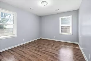 713 Melrose Dr, Forest Park, GA 30297 - Photo 16