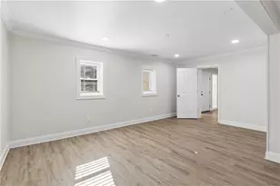 530 E Lake Dr, Gainesville, GA 30506 - Photo 14