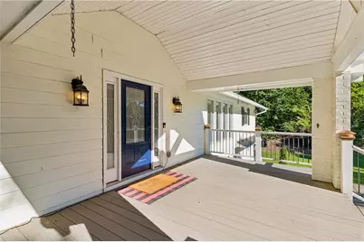 530 E Lake Drive, Gainesville, GA 30506 - Photo 4