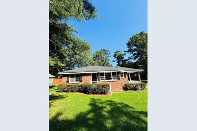 246 Bruce Street, Loganville, GA 30052 - Photo 4