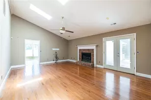 215 Valley Brook Trail, Jonesboro, GA 30238 - Photo 14