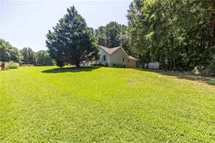 215 Valley Brook Trail, Jonesboro, GA 30238 - Photo 2