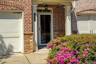 1404 Lexington Dr, Roswell, GA 30075 - Photo 2