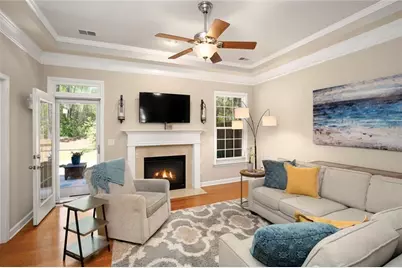 1404 Lexington Dr, Roswell, GA 30075 - Photo 6