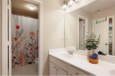 1404 Lexington Dr, Roswell, GA 30075 - Photo 24