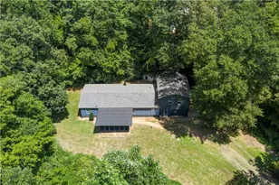 5186 W Holiday Ct SE, Acworth, GA 30102 - Photo 48