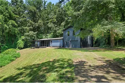5186 W Holiday Court SE, Acworth, GA 30102 - Photo 2