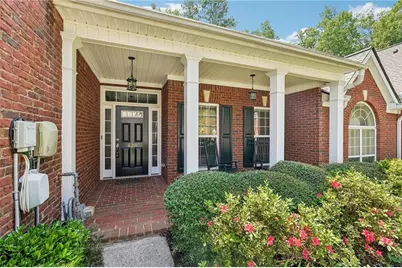 428 Brookes Walk, Woodstock, GA 30188 - Photo 2