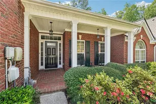 428 Brookes Walk, Woodstock, GA 30188 - Photo 2
