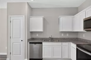 579 Magnolia Cir, Palmetto, GA 30268 - Photo 8