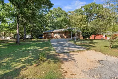 25 Dubignon Drive, Toccoa, GA 30577 - Photo 2