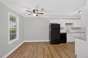 2141 Valley Oaks Dr SE, Smyrna, GA 30080 - Photo 8
