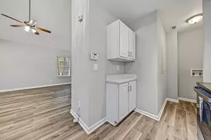 3071 Jones St, East Point, GA 30344 - Photo 8