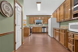 2058 Lakewood Circle, Grayson, GA 30017 - Photo 10